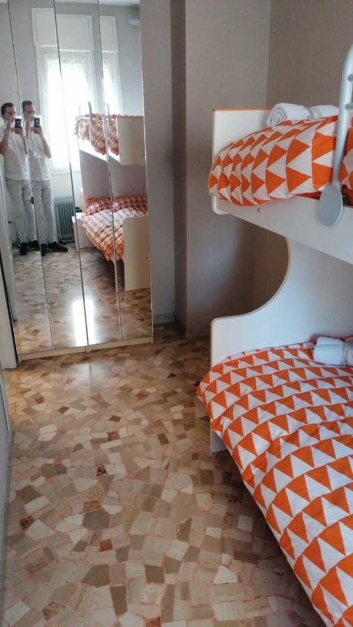 Impeccable Bnb In Milan Next To M1 Metro 10 Mins Away From Duomo Wi-Fi Feel Like Home Milão Exterior foto